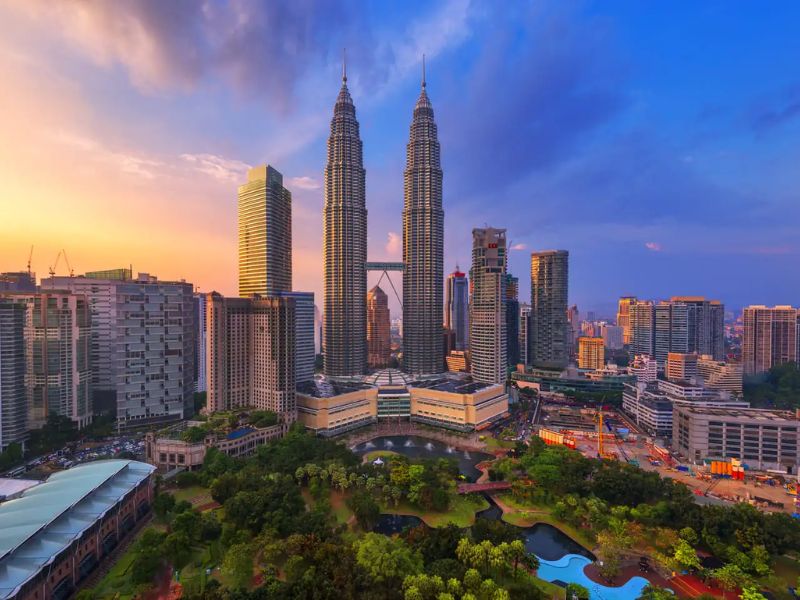 Du lịch Malaysia tự túc không thể bỏ qua Kuala Lumpur