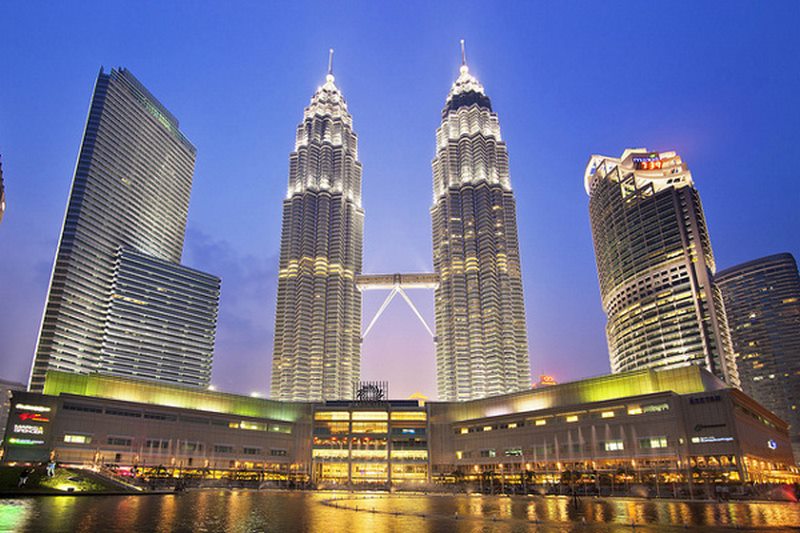 Lịch trình đi tour Malaysia 3N2D với 2 thủ đô khét tiếng